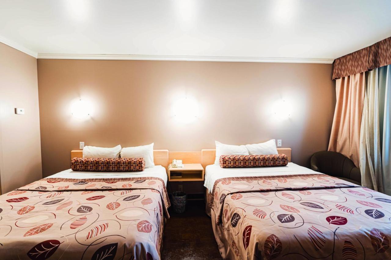 Auberge Harris Saint-Jean-sur-Richelieu Zewnętrze zdjęcie