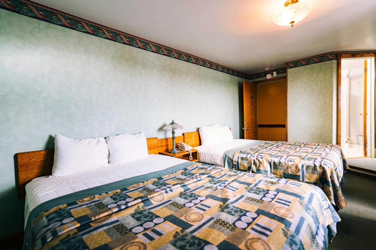 Auberge Harris Saint-Jean-sur-Richelieu Zewnętrze zdjęcie