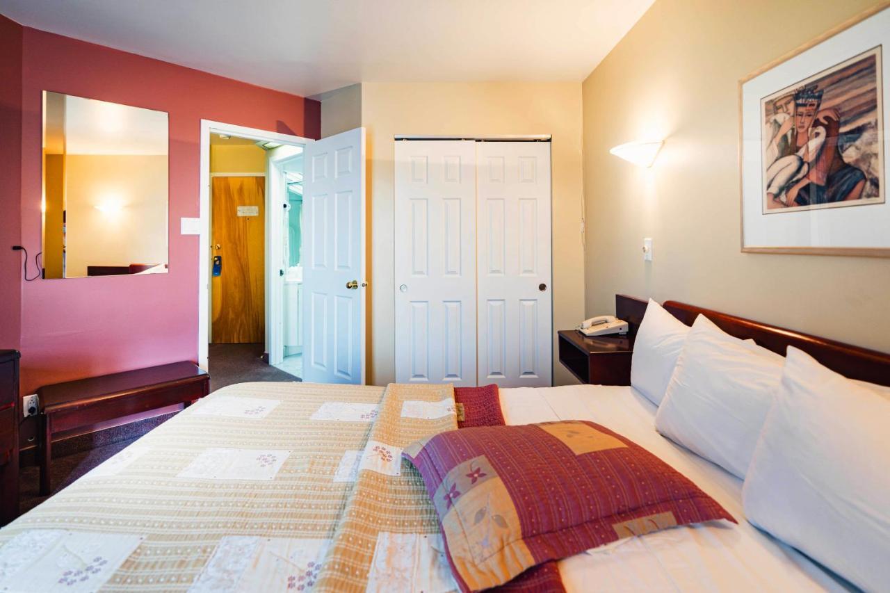 Auberge Harris Saint-Jean-sur-Richelieu Zewnętrze zdjęcie