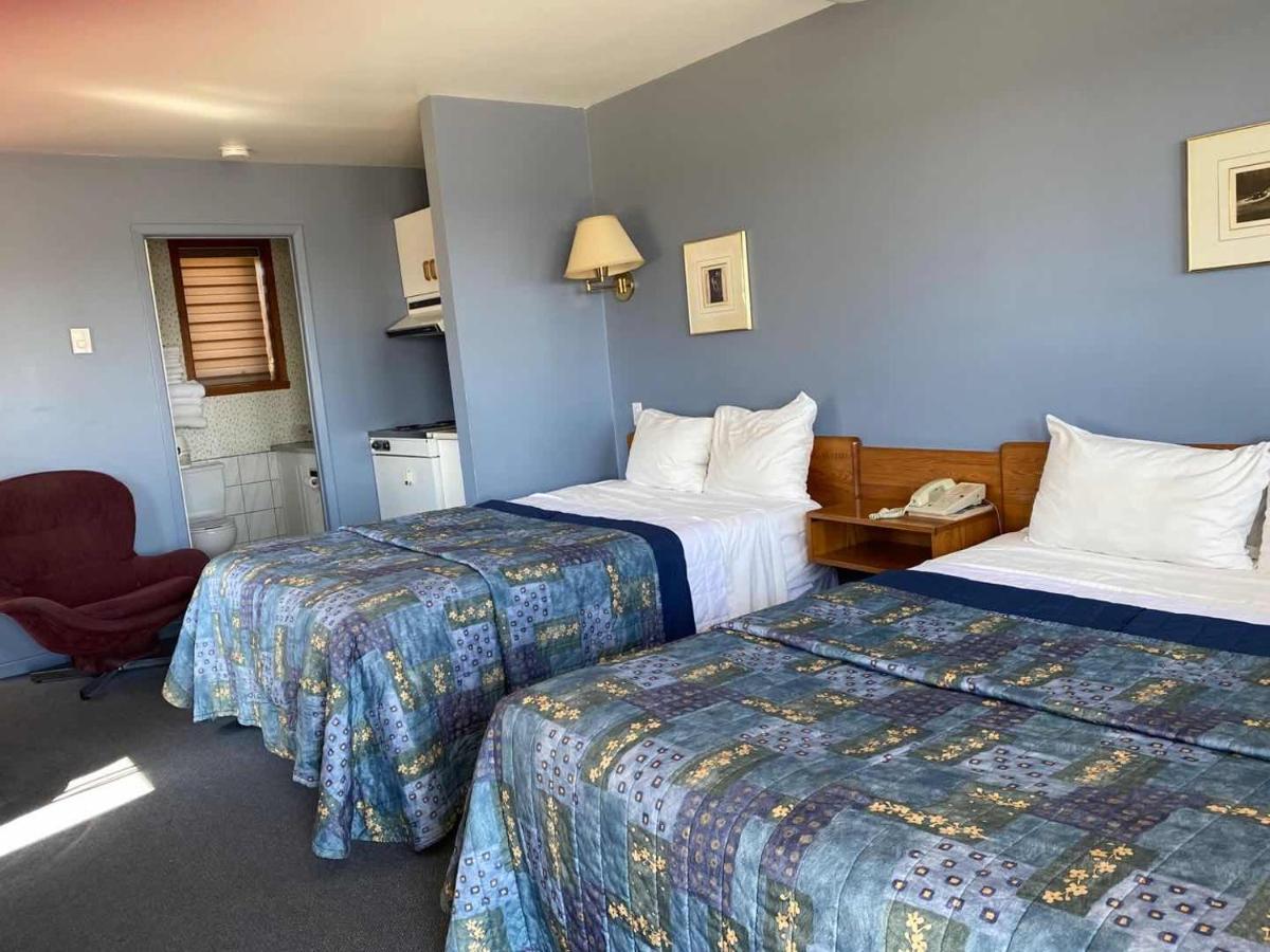 Auberge Harris Saint-Jean-sur-Richelieu Zewnętrze zdjęcie